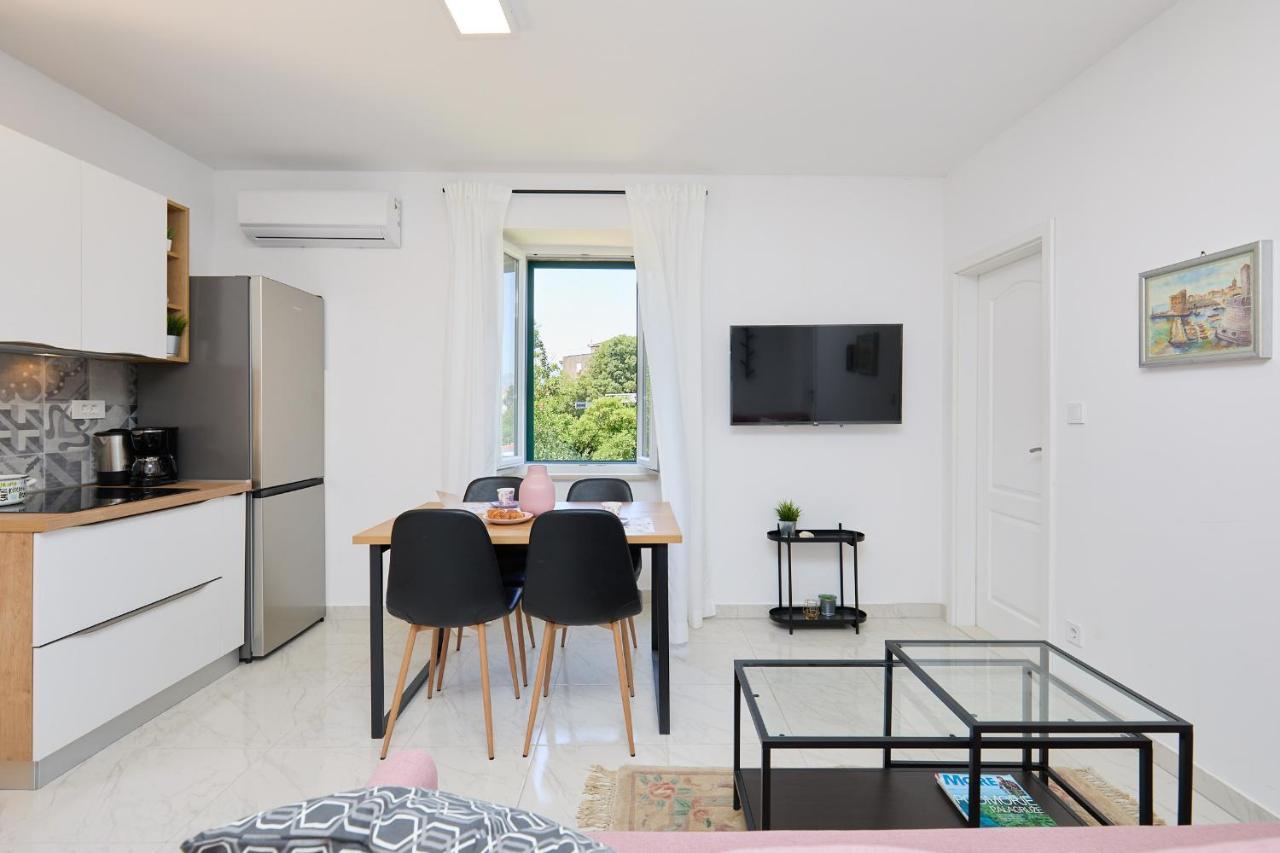 Apartment Fragola Дубровник Екстериор снимка